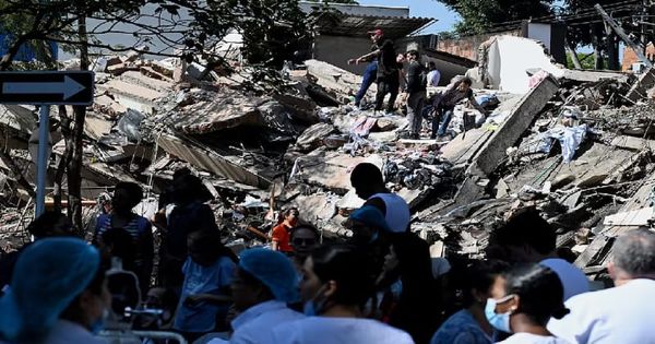 Magnitude 7.4 quake hits western Colombia, killing at least 111 people