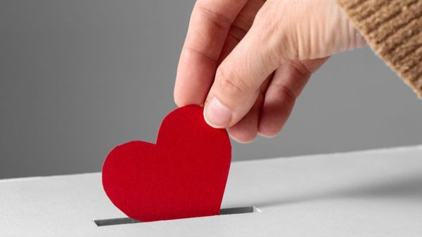 People who fundraise for Phase