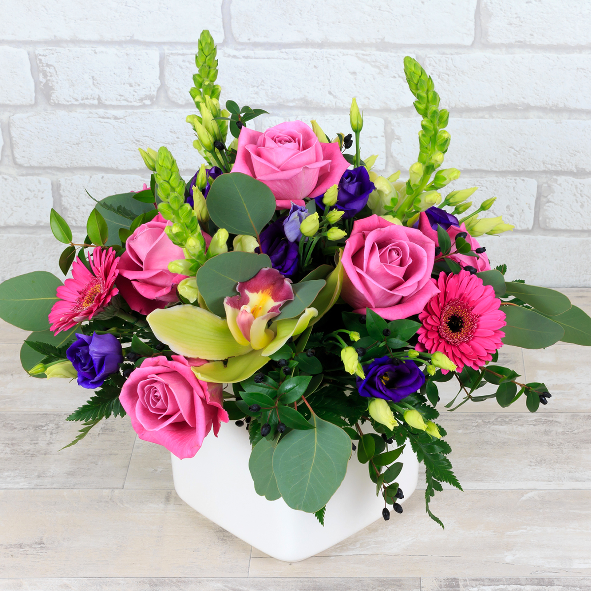 Spring gift baskets and flower deliveries with Yaymaker