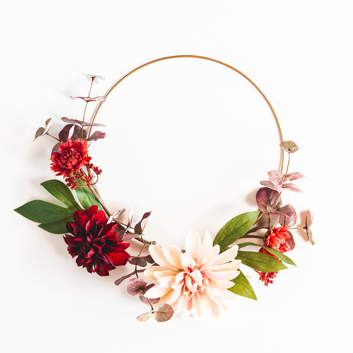 DIY spring wreath making with Yaymaker