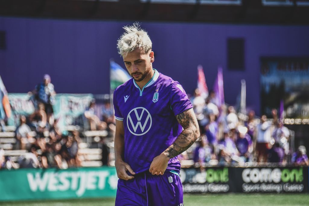 Sources: Marco Bustos signs with Pacific FC