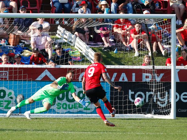 HFX Wanderers lose lead off penalty, draw with Cavalry FC