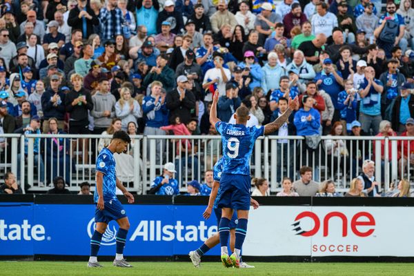 Wanderers earn a crucial win over Valour thanks to Tiago Coimbra's historic hat-trick