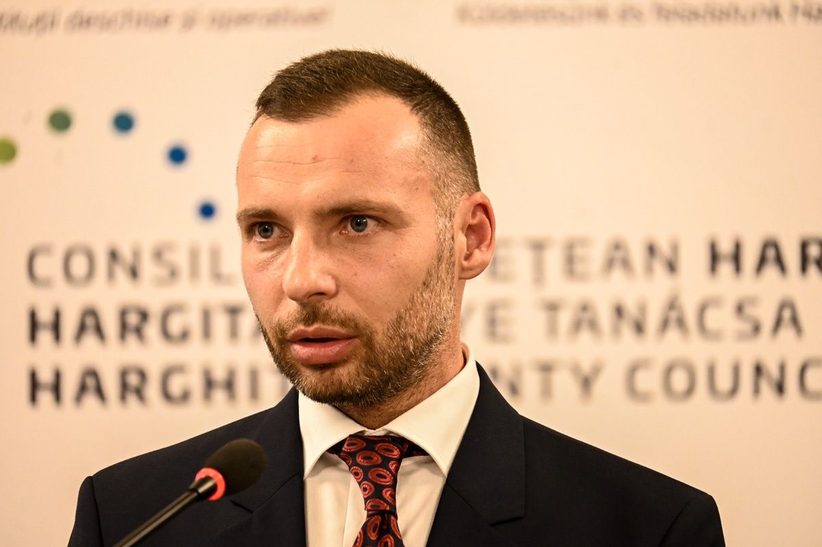 Létszámleépítésre készülnek a megyei tanácsnál