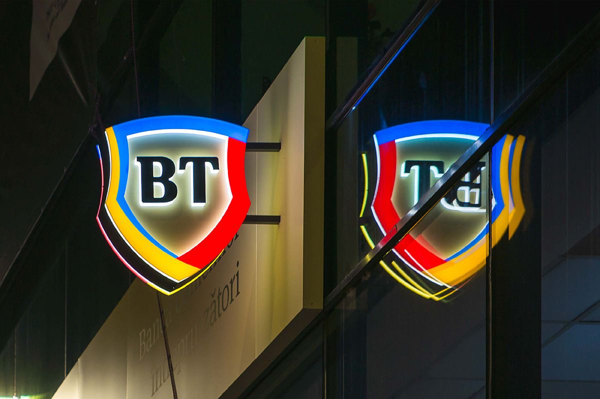 Elindult az OTP-s ügyfelek Banca Transilvania bankkártyáinak átadása