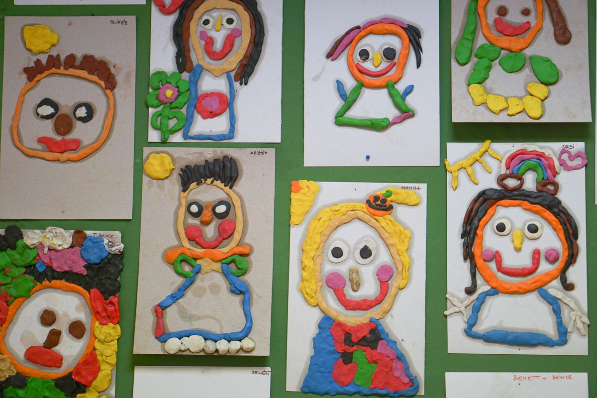 Ezt üzenik az óvodások a józan ész politikusainak az elnökválasztás fekete vasárnapján