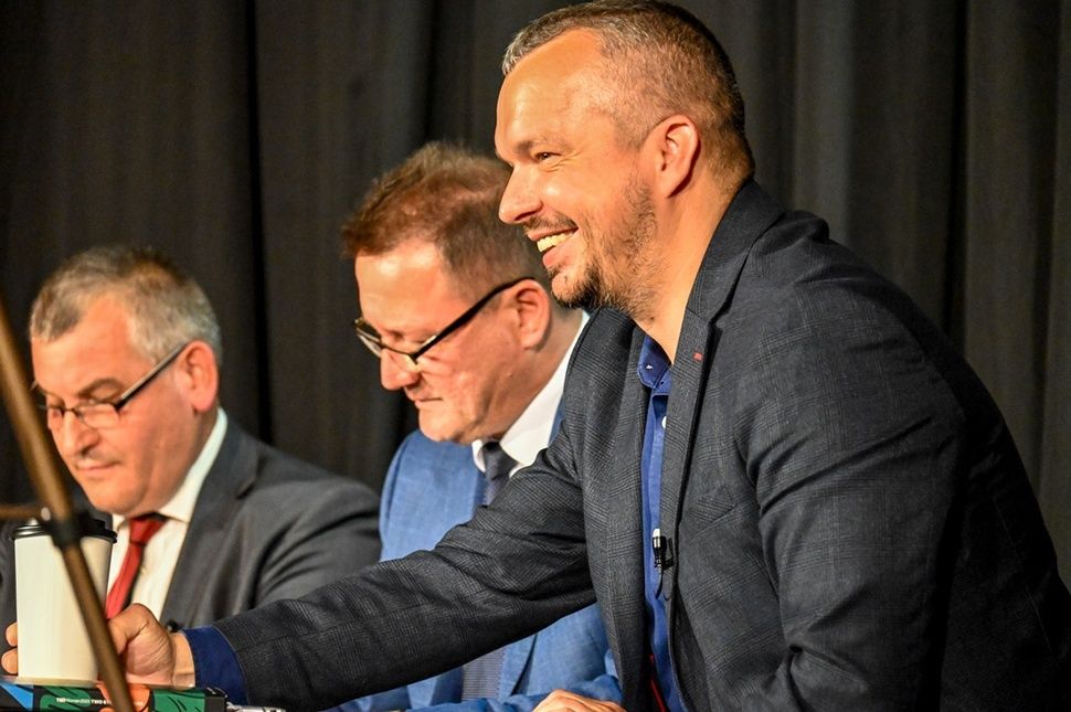 Milyen vezetők lennének a polgármesterjelöltek az asztrológia tükrében?