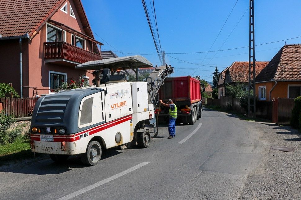 Kerülgesd a kátyúzót, hogy majd ne kelljen a kátyút
