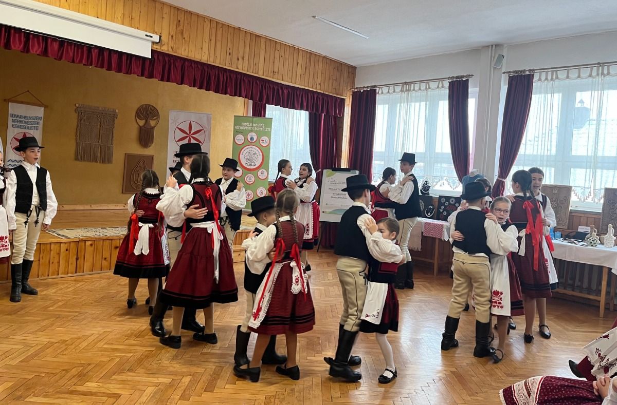 A tánc örömét a közös munkával lehet átadni