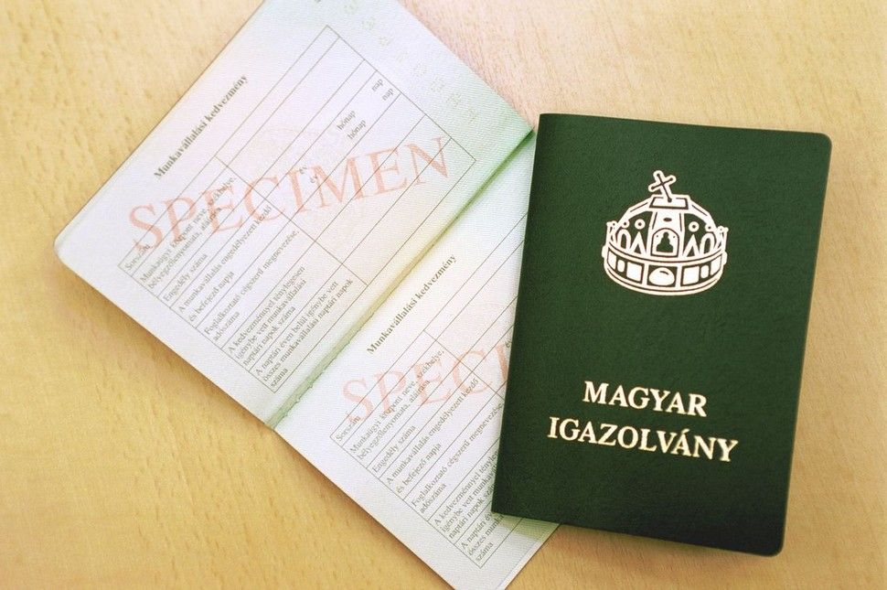 Magyar igazolvánnyal márciustól ingyenesen utazhatunk Magyarországon