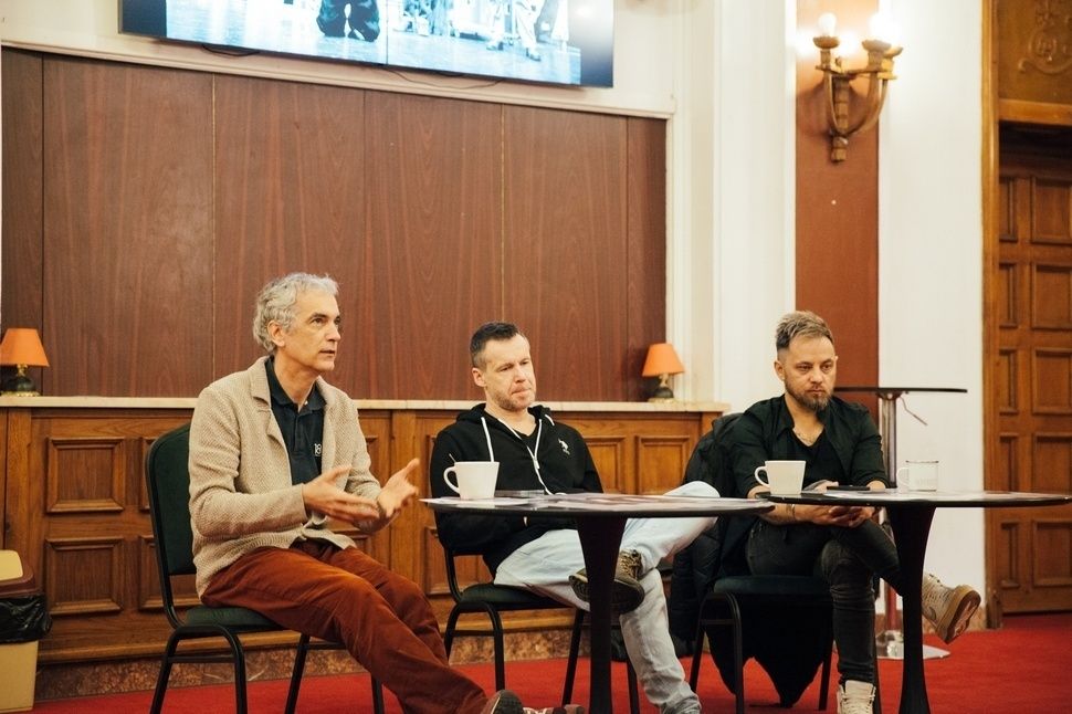 Szellemi kaland a nézőnek – bemutatják Székely Csaba 10 című darabját