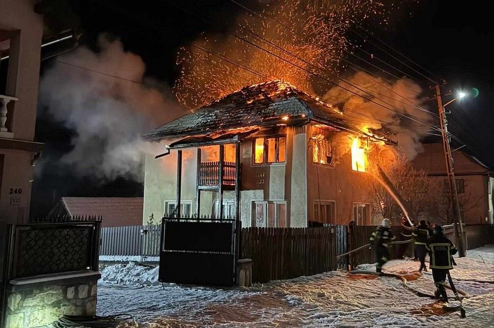 Lakástűz ütött ki Tölgyesen, egy ember életét vesztette