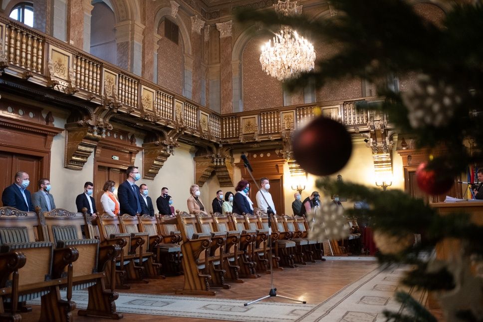 Élő közvetítés a decemberi tanácsülésről