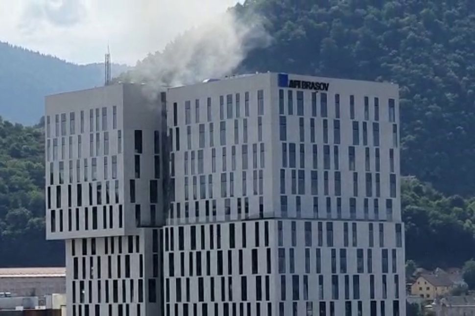 Tűz ütött ki a brassói AFI-ban