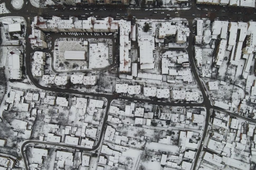 Csak egy ideig lepte el a hó az utakat