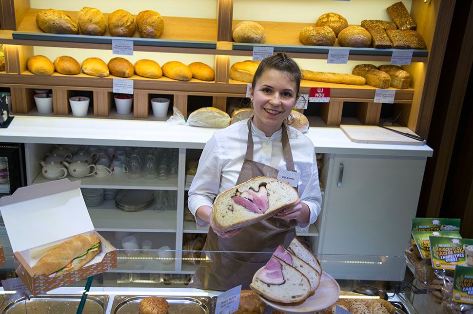 Erre kenj egy kevés vajat!