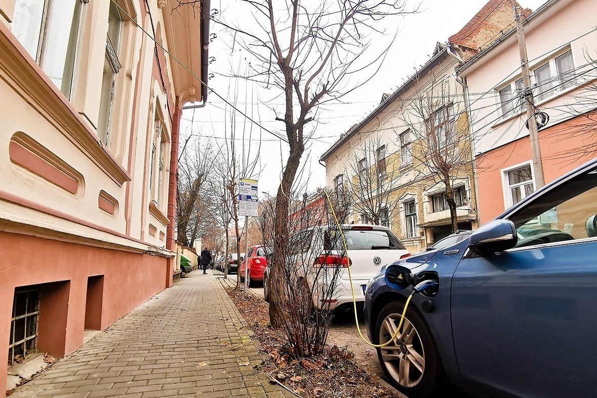 Nincs töltőállomás az utcádban?