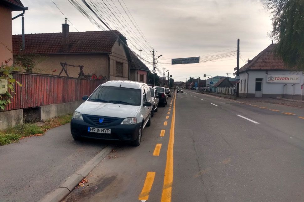 Új parkolósáv Udvarhelyen?