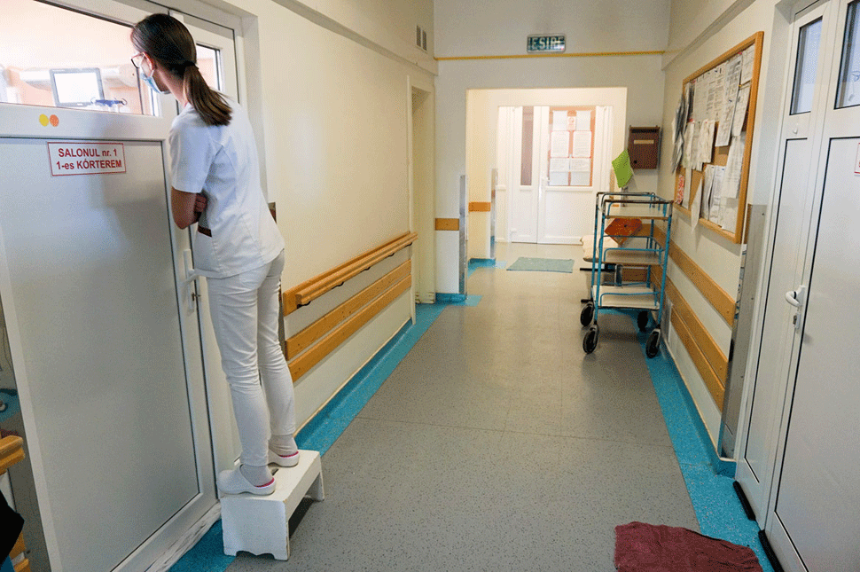 Csökkenőben a városi kórházban fekvő betegek száma