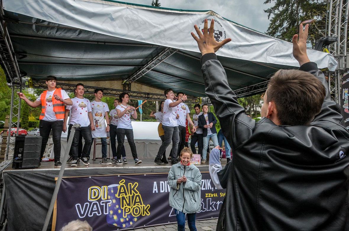 Mi lesz veletek, Diáknapok?