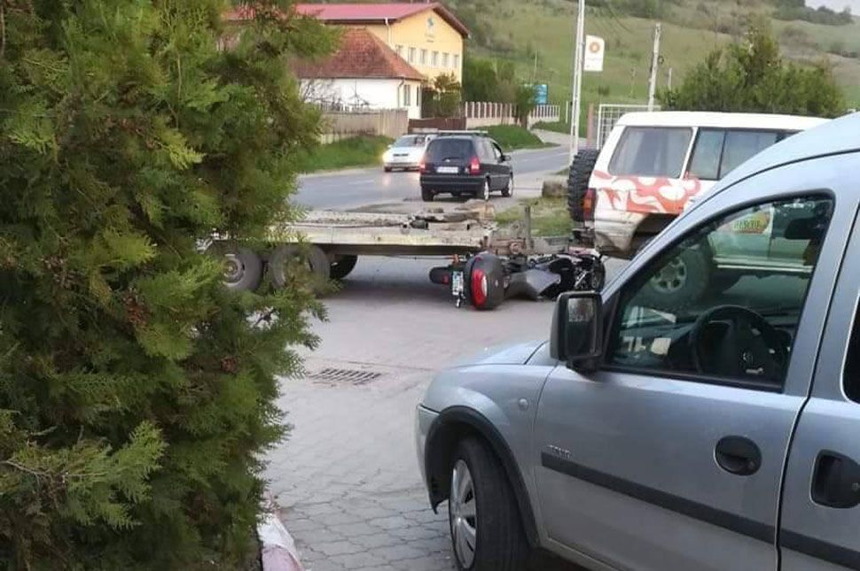 Megsérült egy motoros
