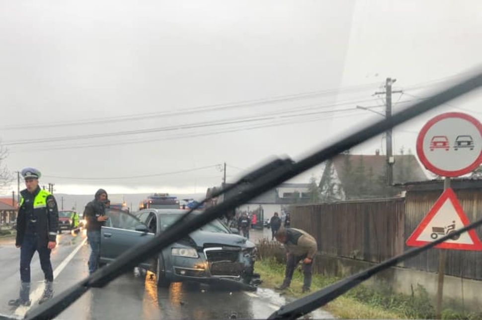 Heten sérültek meg a hétfői balesetekben