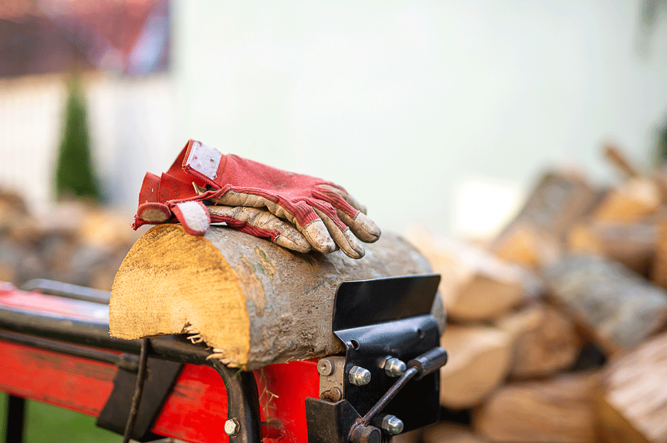 Ismeretlen eredetű faanyagot szállított, elkapták