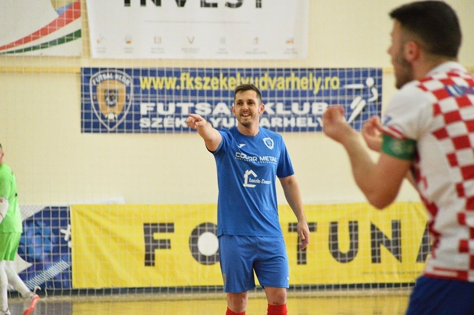 Simán nyerte a harmadikat, továbbjutott az FK
