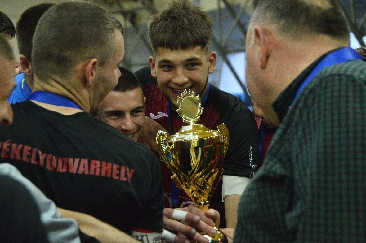 Négy perccel a sípszó után új meccs kezdődött