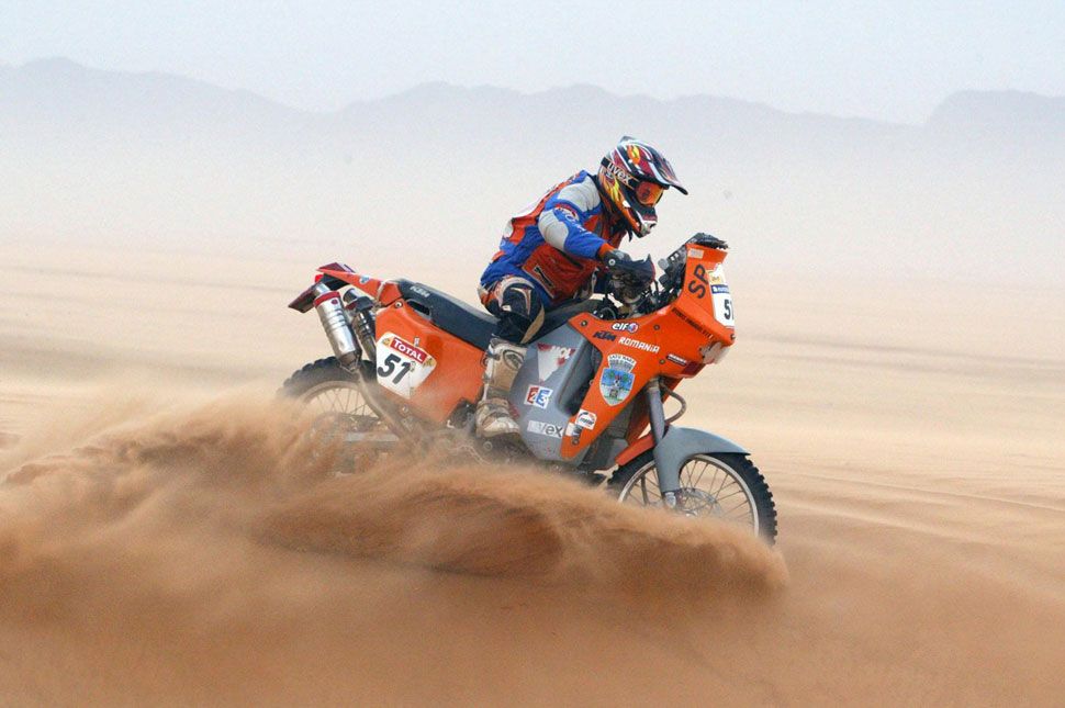 Feladta a Dakar-ralit a szatmári magyar motoros