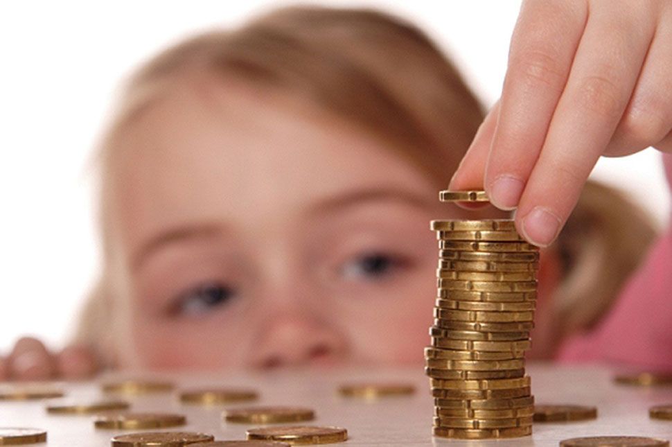 Frissítve: Megduplázták a gyermekpénzt