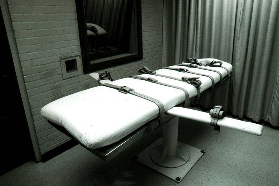 Halálbüntetés a terroristáknak