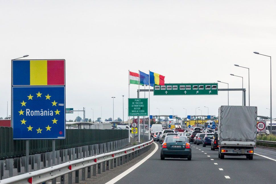 Enyhítettek a magyar határon a korlátozásokon