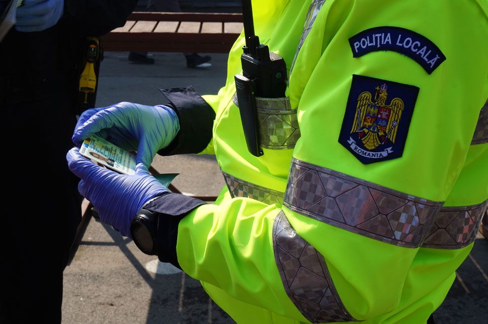 Ittasan vezette a beíratlan mopedet, elkapták
