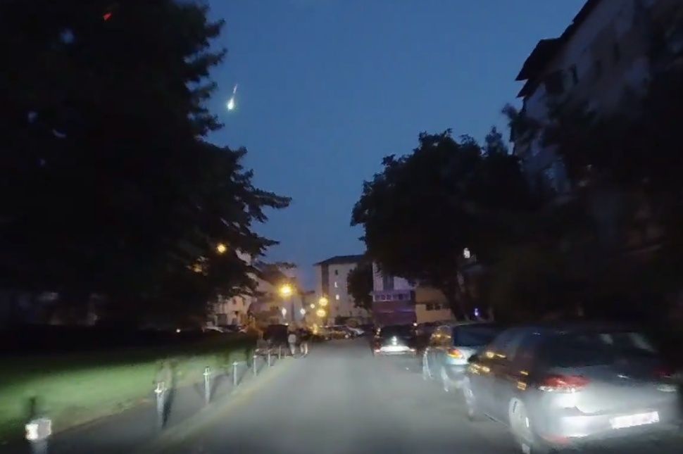 Zuhanó repülőnek hitték a hegyimentők