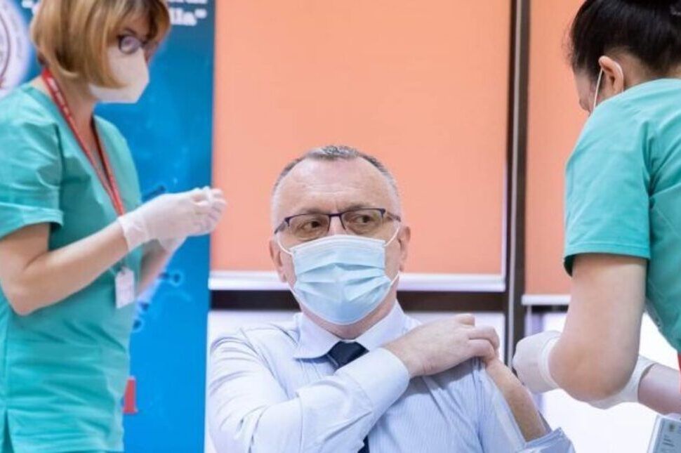 Te mit viselsz majd az oltáshoz?