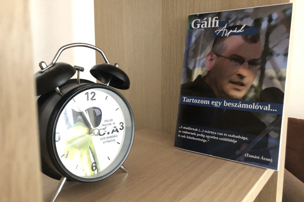 Gálfi monnyon le?