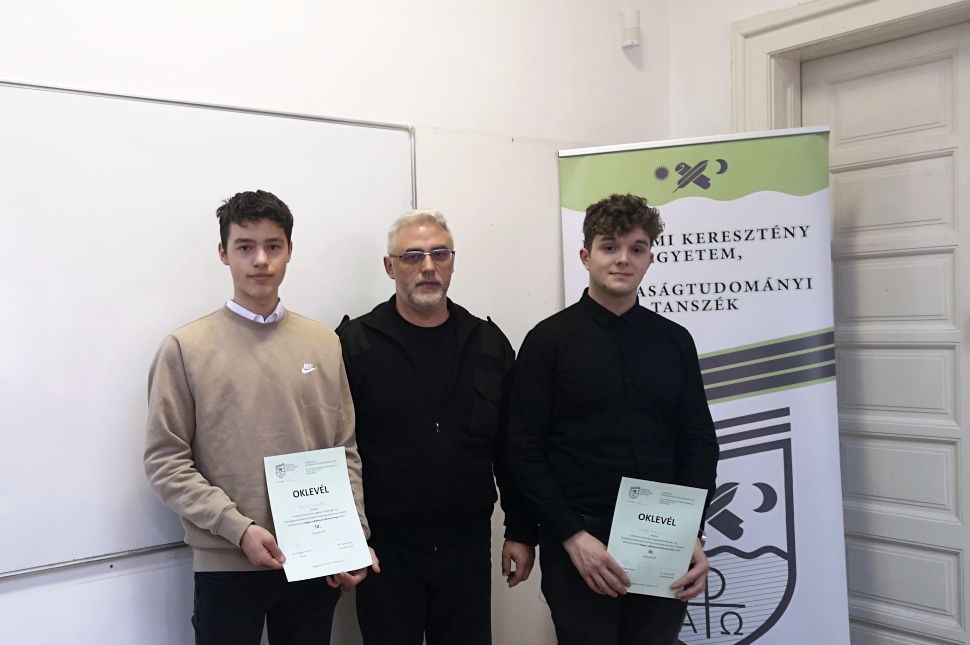 Apa és fia daráltak ötleteikkel Nagyváradon