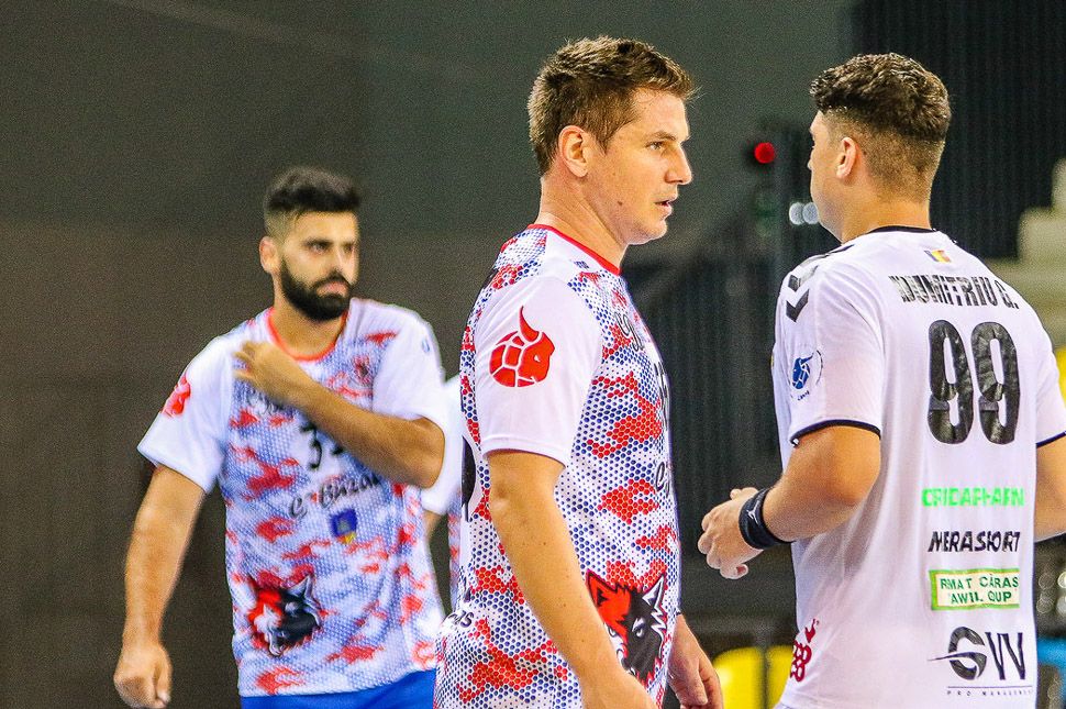 Kiszivárgott: ők lehetnek a VSK külföldi igazolásai