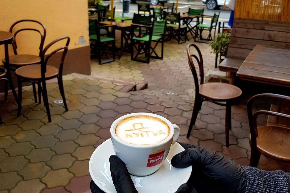 Foglaltál helyet a teraszon?