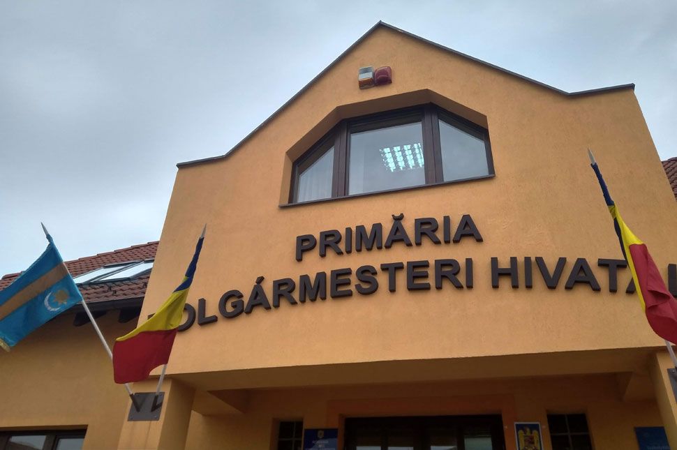 Százezer eurós bírság Korond polgármesterének