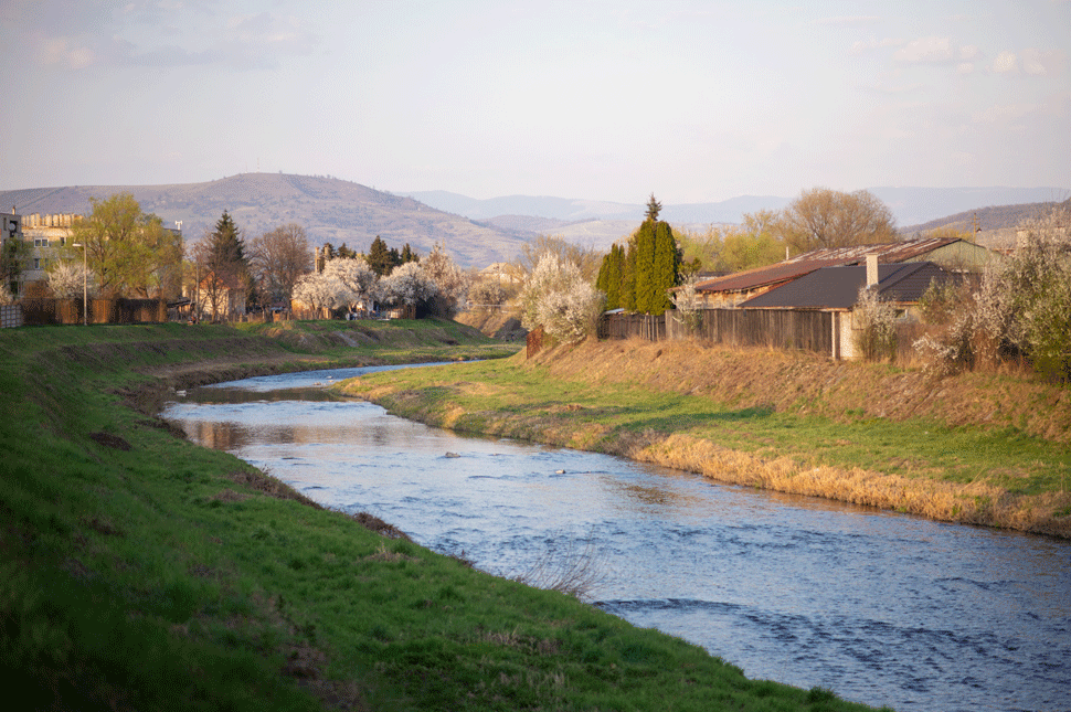 Tovább tart a vihar- és árvízveszély