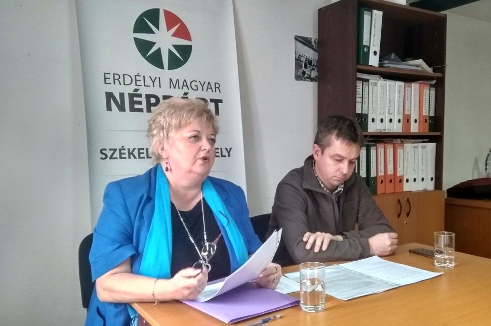 Ami a bukaresti babáknak jár, Udvarhelyen törvénytelen