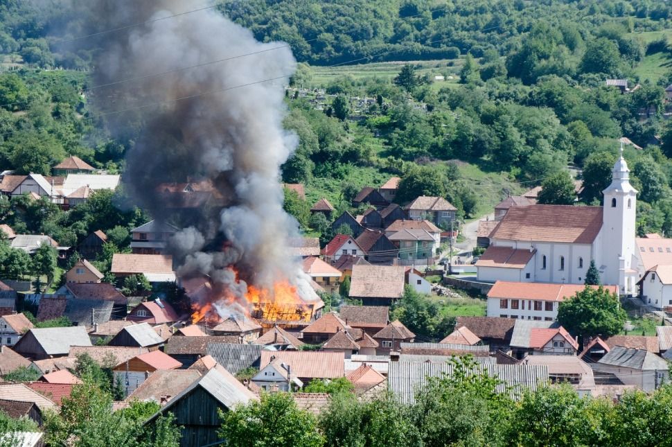 Irtózatos nagy tűz volt Lövétén vasárnap (videóval)