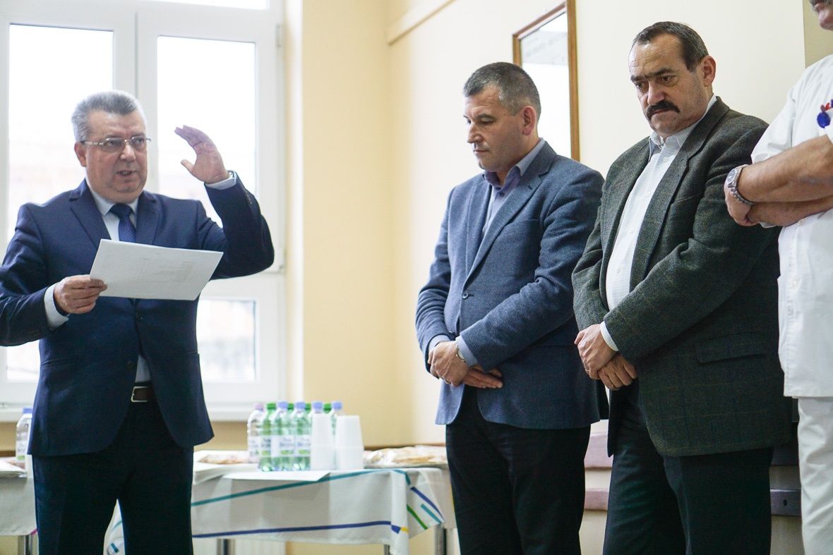 Kiborult a bili a kórházigazgatóra