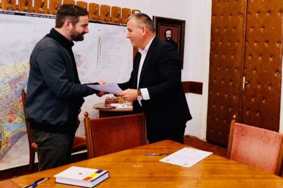 Médiarock: új osztályvezető pengeti a városházi húrokat