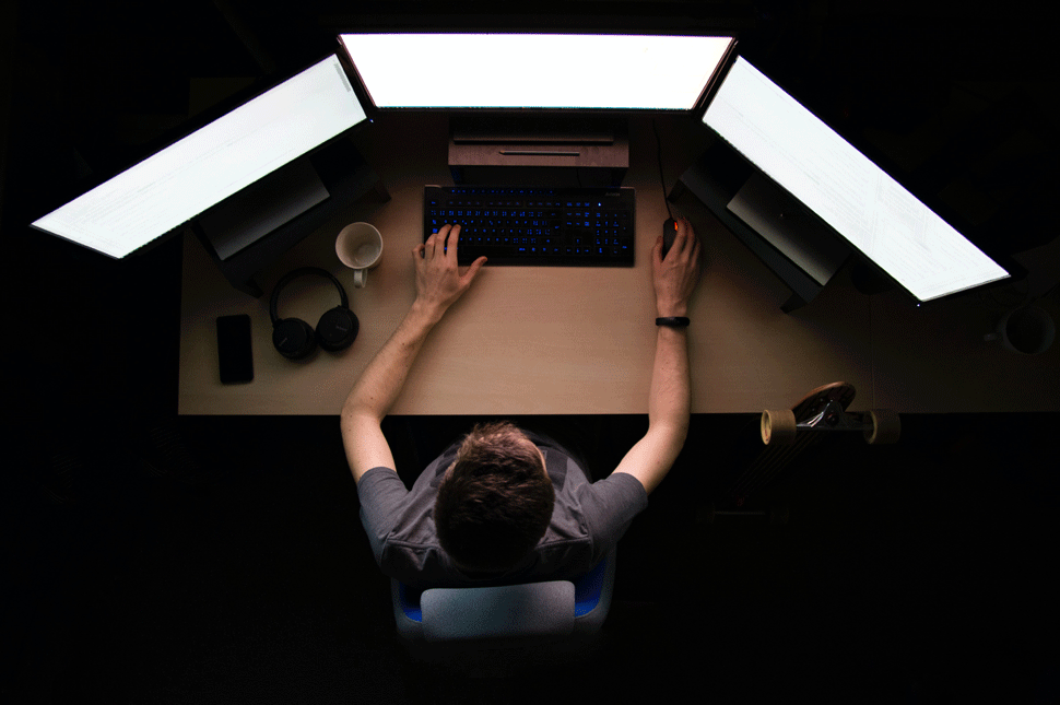 48 órás karantén vár az informatikusokra