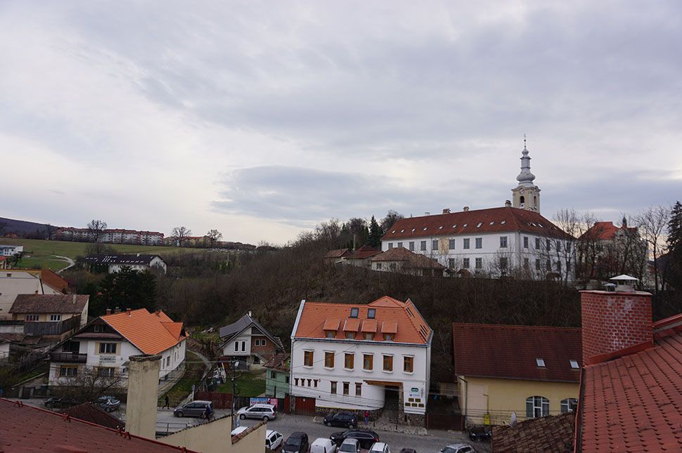 Feltámasztani a halottat, aki még él