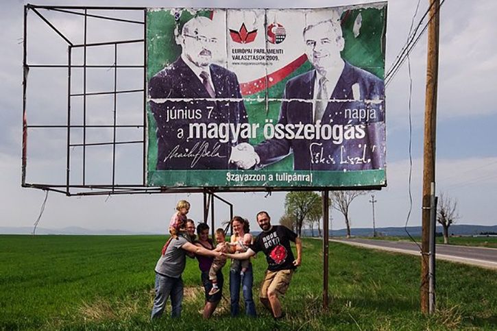 Összefogás, de miért?