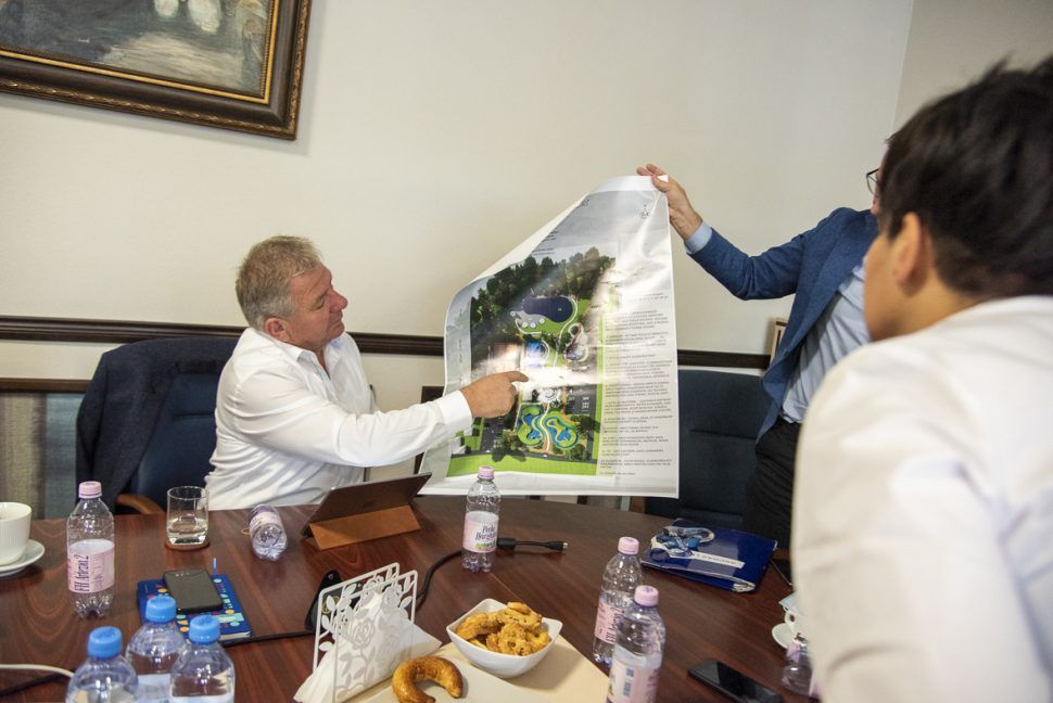 Mi tette be a kaput a kadicsfalvi parknál?